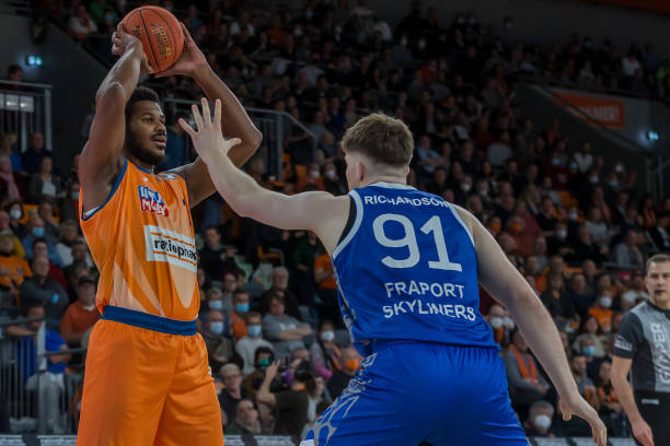 金块仍显稳 金块仍显稳