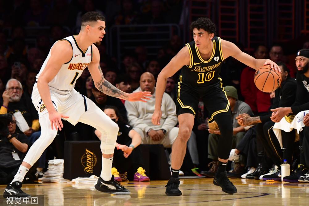 传奇球星直 传奇球星直